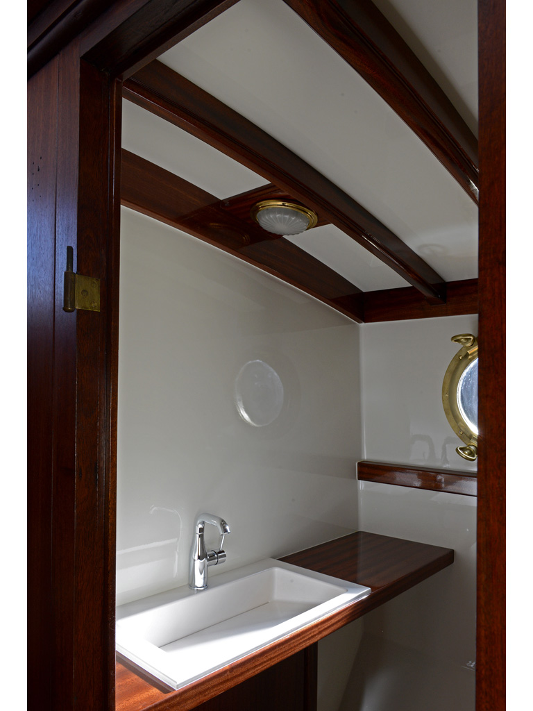 M belbau Autoboote Berlin Classic Charter