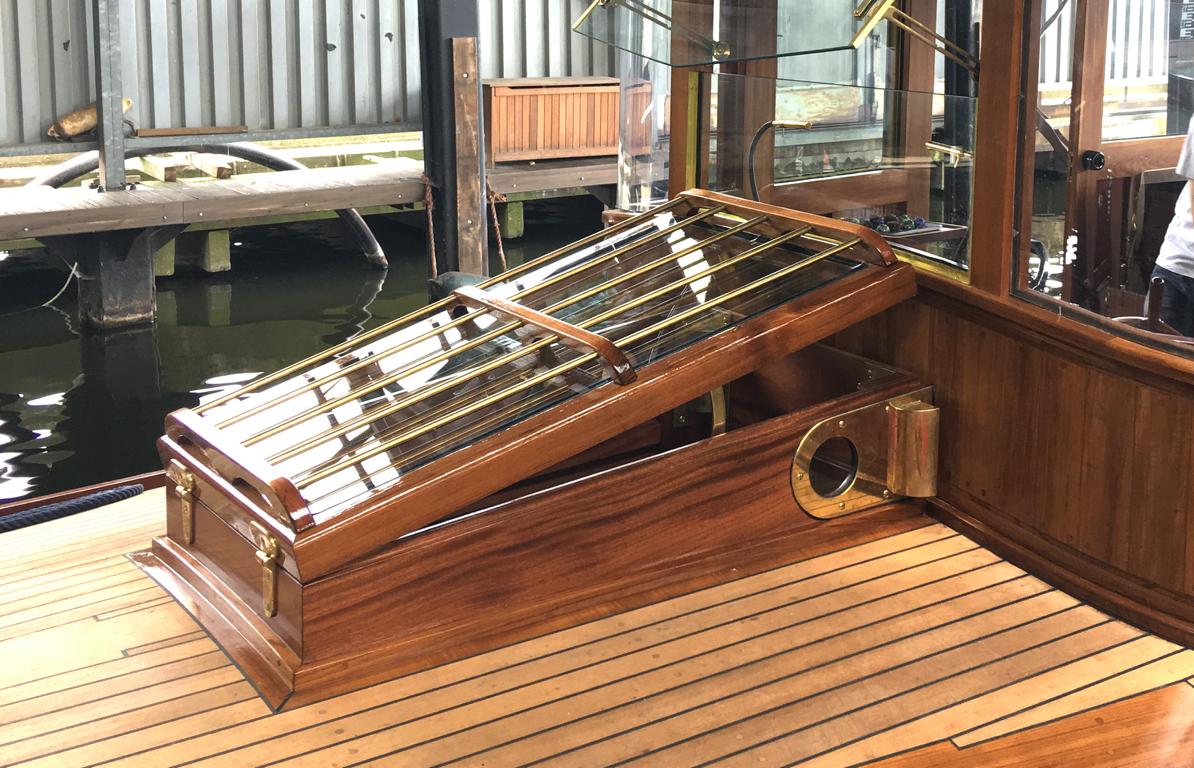 M belbau Autoboote Berlin Classic Charter